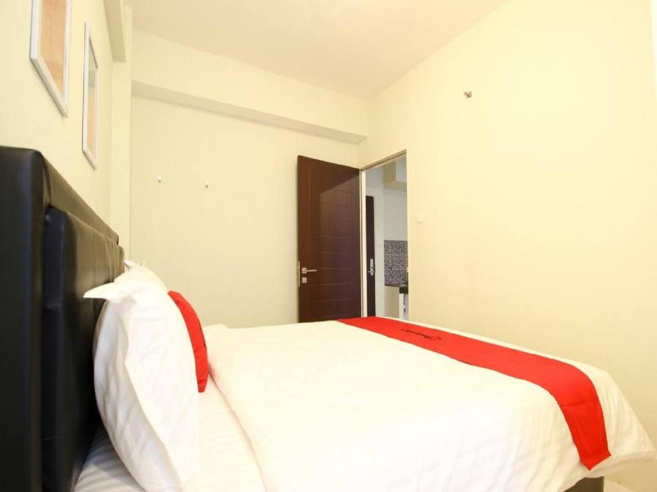 Reddoorz Apartment @ Malioboro City Adisucipto Maguwo Kültér fotó