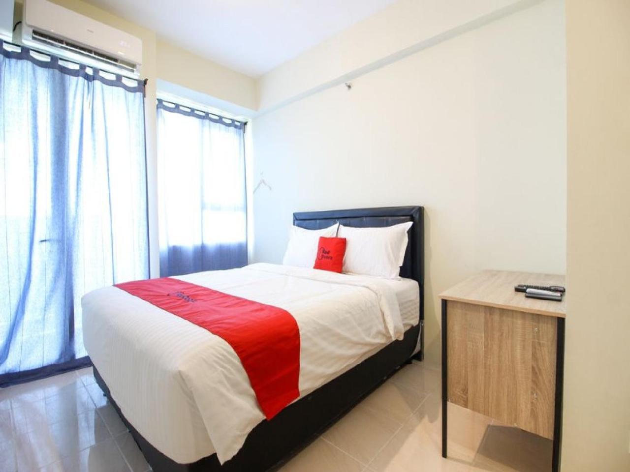 Reddoorz Apartment @ Malioboro City Adisucipto Maguwo Kültér fotó