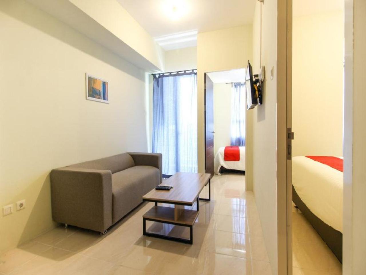 Reddoorz Apartment @ Malioboro City Adisucipto Maguwo Kültér fotó