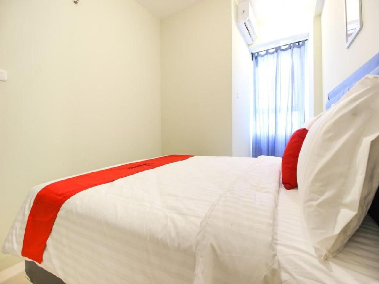 Reddoorz Apartment @ Malioboro City Adisucipto Maguwo Kültér fotó